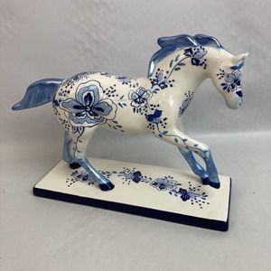 The Trail Of Painted Ponies Figurine Horse Serenity by La Marr 12260 2E/2780